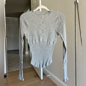 Free people grey long sleeve athletic top